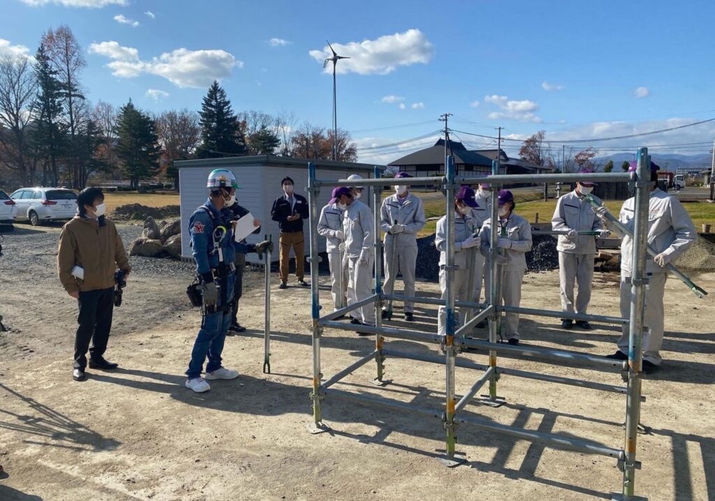 岩手県 釜石市 足場工事 法面足場 吊足場 プラント足場 鳶工事 土木工事 各種リース vmax 土木工事 リフォーム工事 システム吊り足場